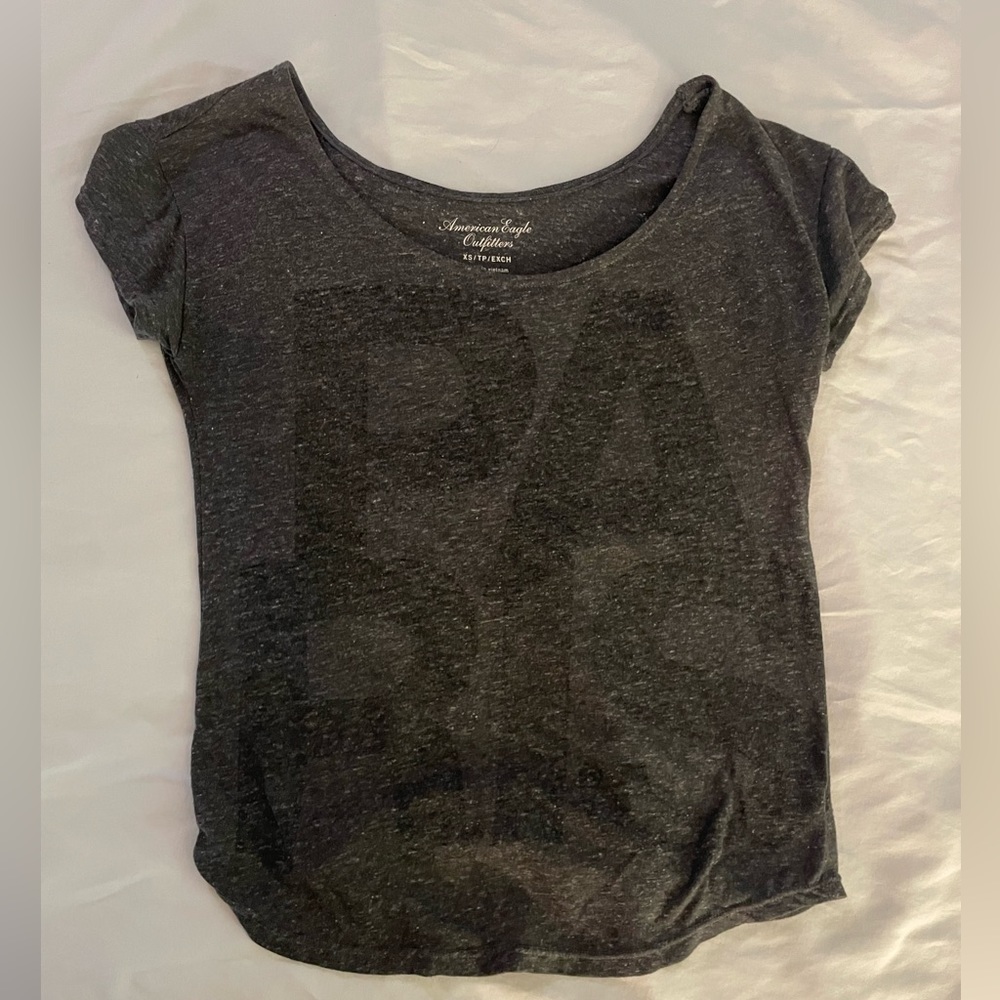 throw back size XS American Eagle shirt